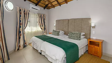 9-Waterberg__PR3Bed6Sleep_Bedroom