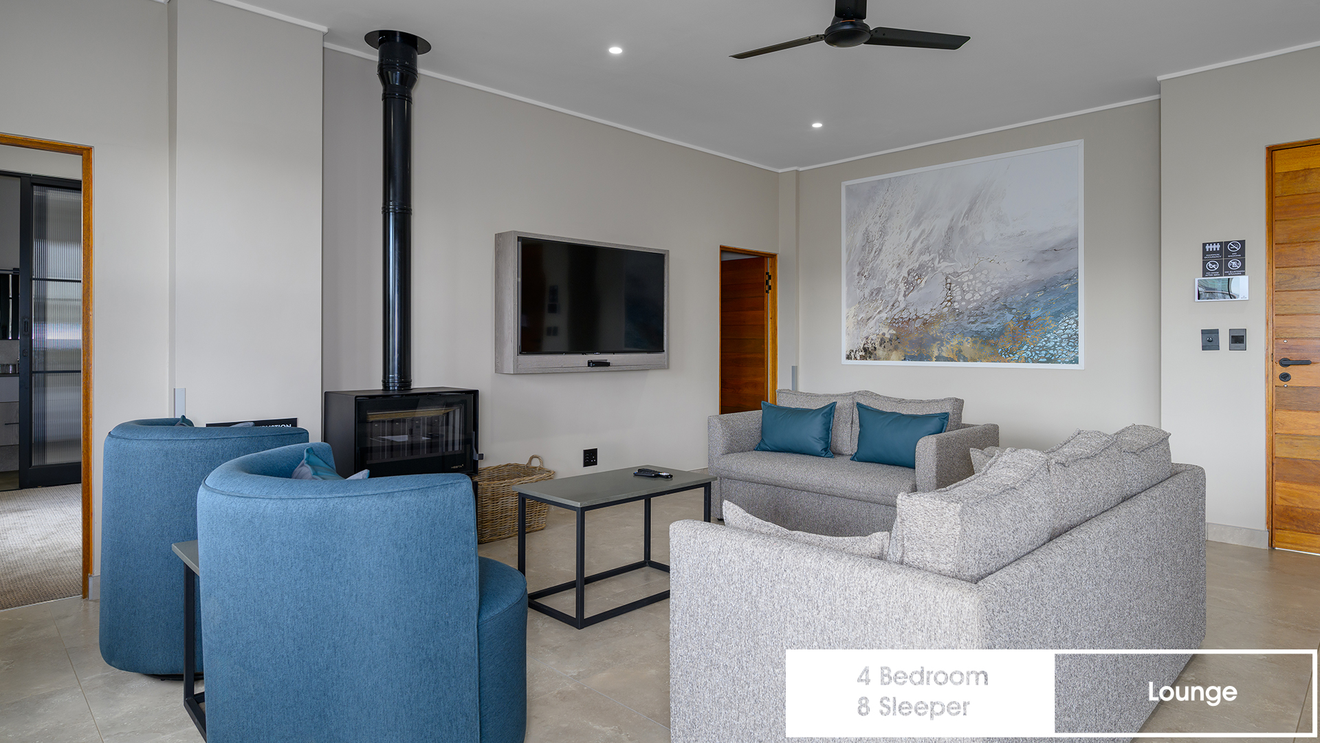 Menlyn Mix 4bd Lounge