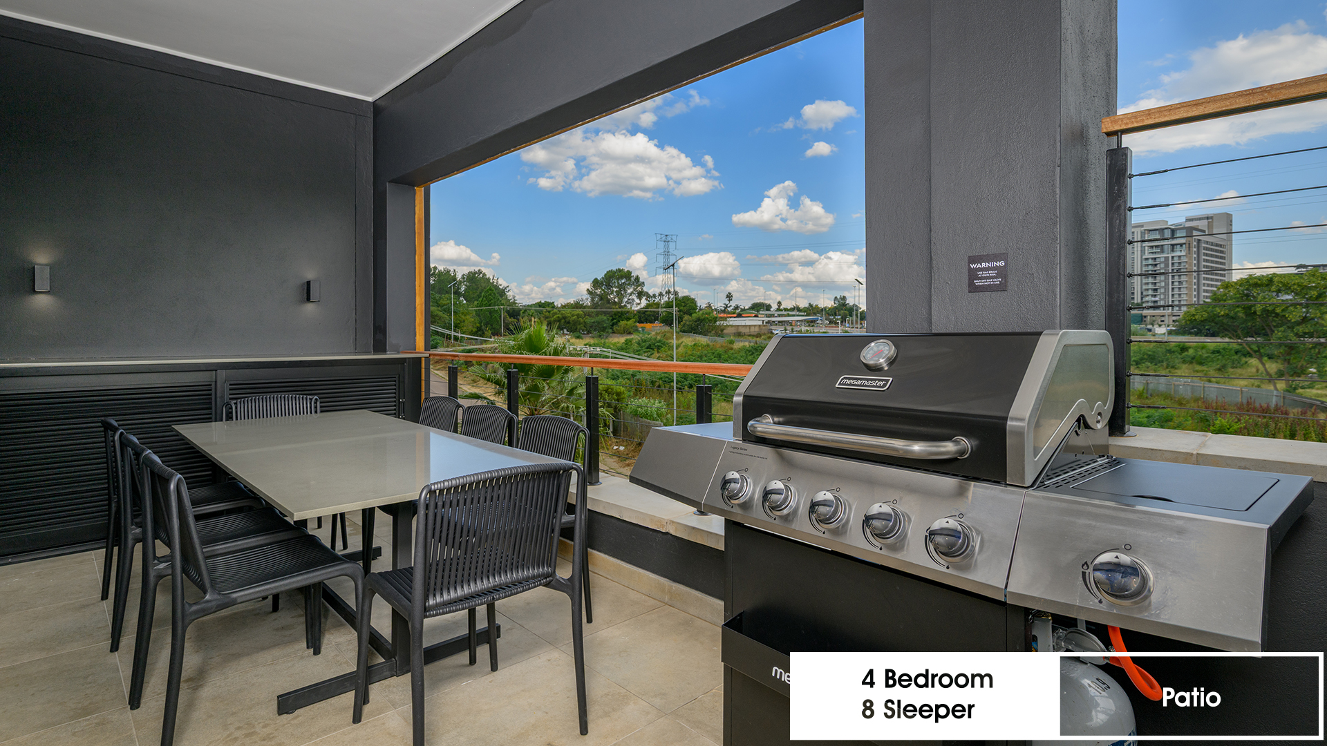 Menlyn Mix 4bd Patio